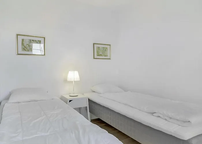 Gorgeous In With House Sea View Apartamento Laeso